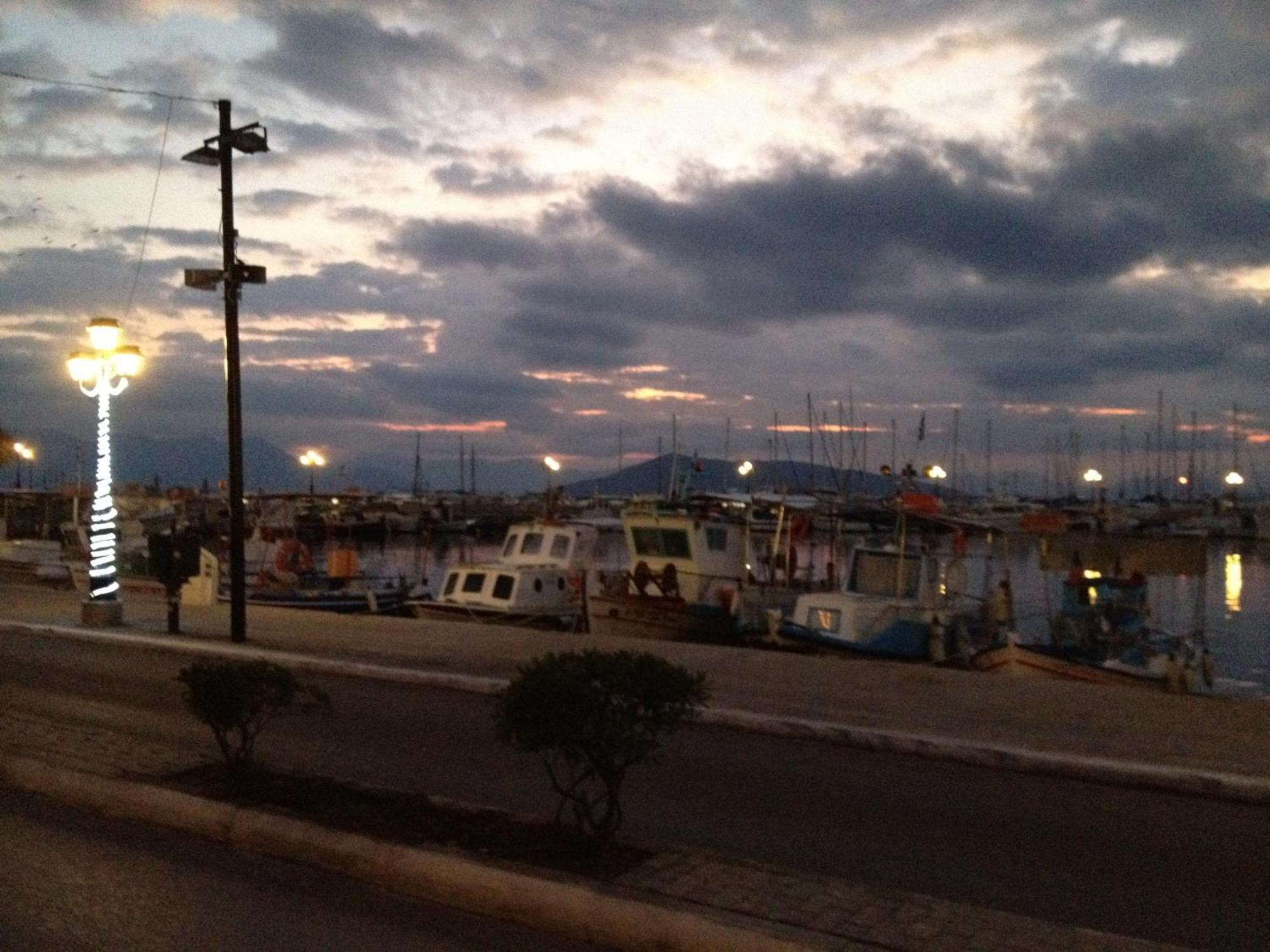 Pantazis Studios Aegina ภายนอก รูปภาพ